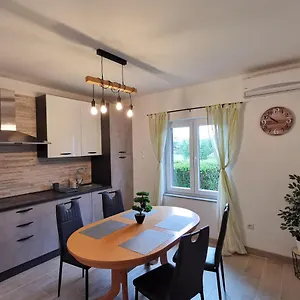 Jurandvor Apartman