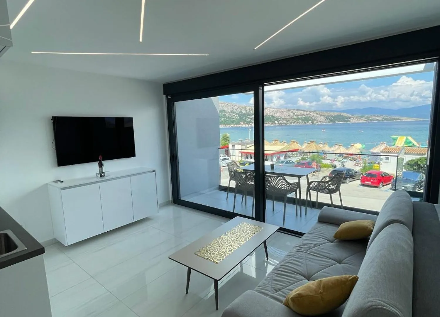 Apartment Villa San Sebastian I Baska  Croatia